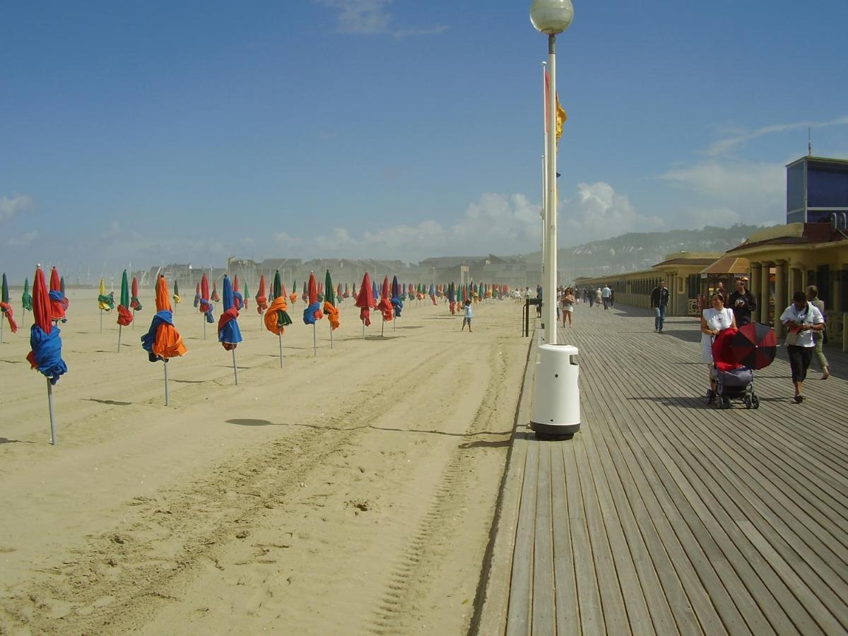 Bord De Mer, En Bois Avec Tandem *